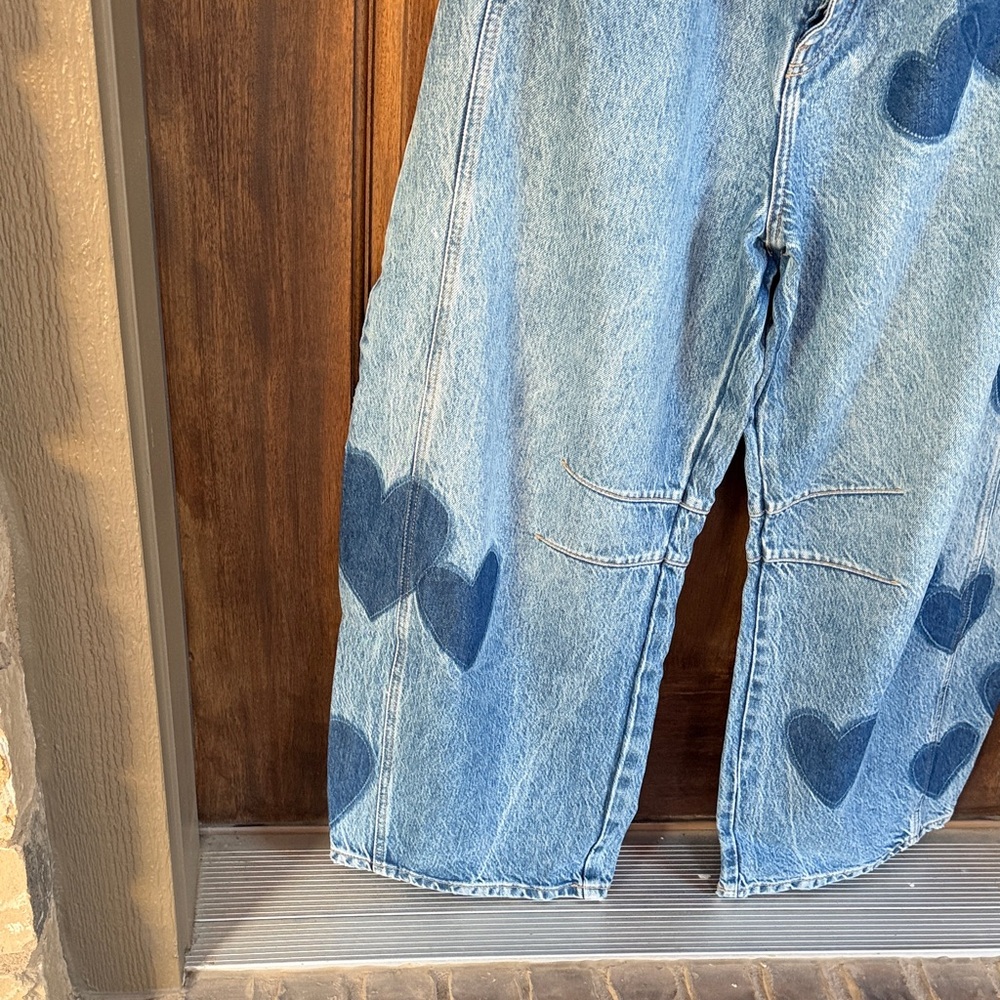 We The Free Light Blue Denim Hearts Barrel Jeans - Picture 4 of 8